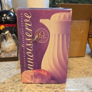NIB Connoisserve 20oz